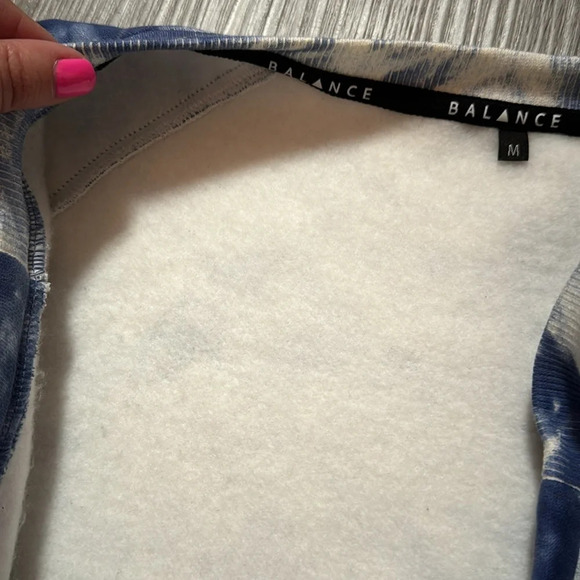 Tie-Dye Balance Athletic Cropped Fleece Sweatshirt size Medium - Picture 5 of 6